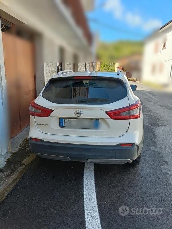 Usata Nissan Qashqai 131 CV (96 kW) 2018 Bianco SUV