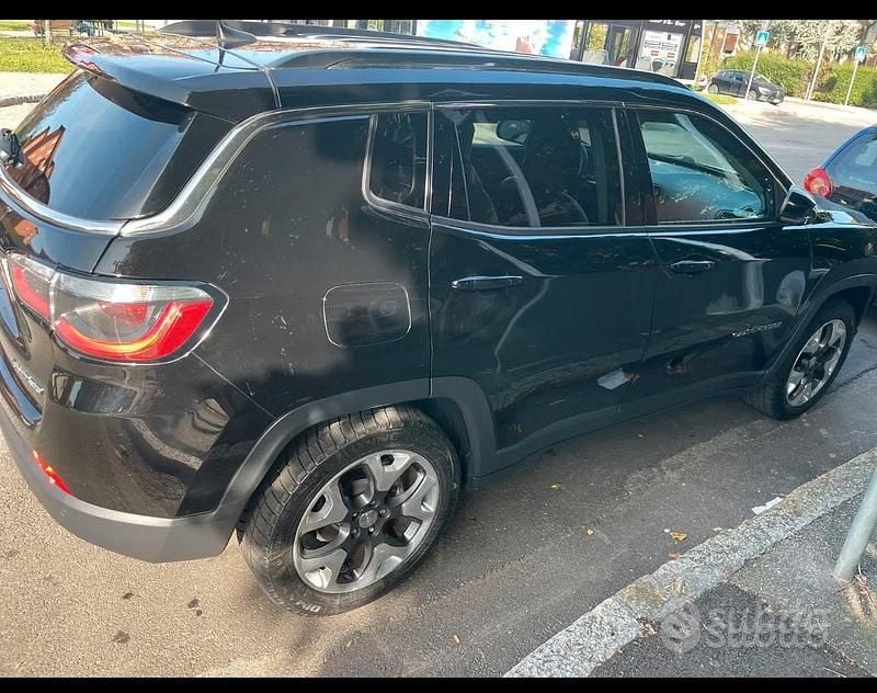 Usata Jeep Compass Limited 120 CV (88 kW) 2018 Nero SUV