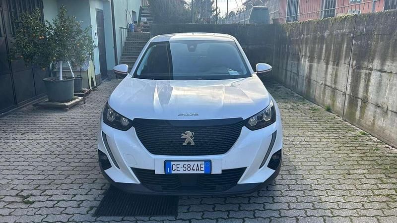 Usata Peugeot 2008 Allure 102 CV (75 kW) 2021 SUV