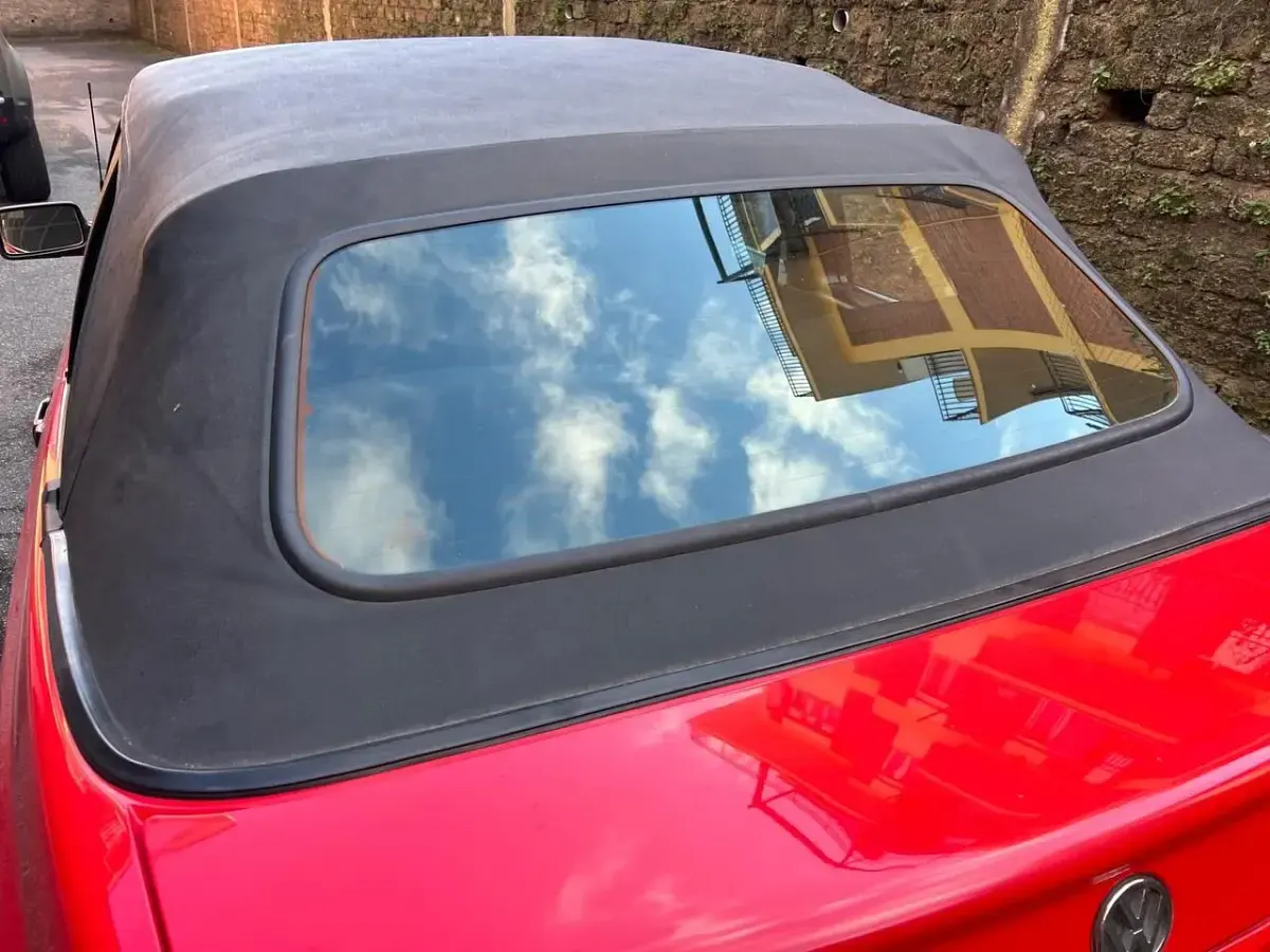 Usata VW Golf Cabriolet 101 CV (74 kW) 1995 Rosso Cabrio