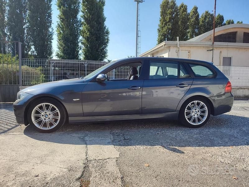 Usata BMW 320 163 CV (119 kW) 2005 Grigio Station wagon