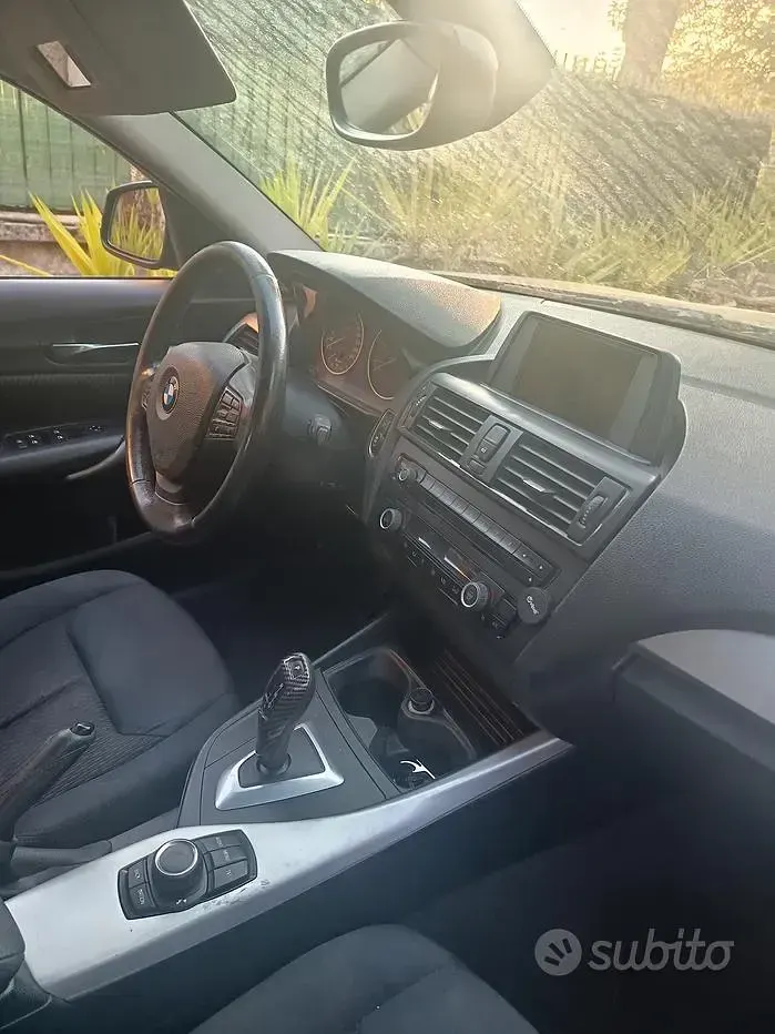 Usata BMW 2000 116 CV (85 kW) 2013 Nero Berlina