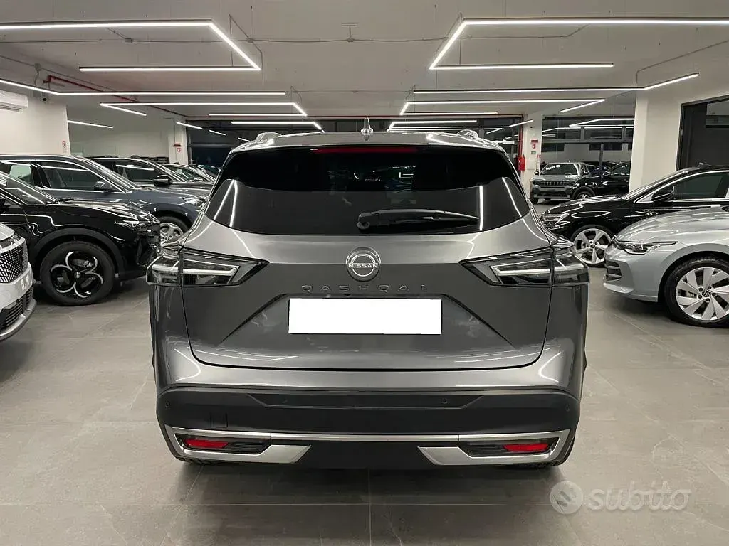 Usata Nissan Qashqai N-Connecta 140 CV (102 kW) 2025 Grigio SUV