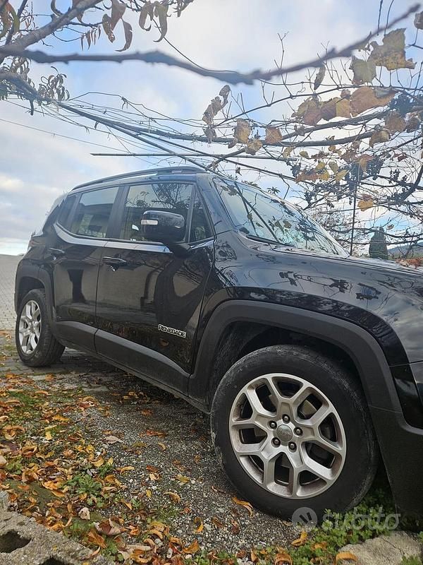 Usata Jeep Renegade Longitude 120 CV (88 kW) 2018 Nero SUV