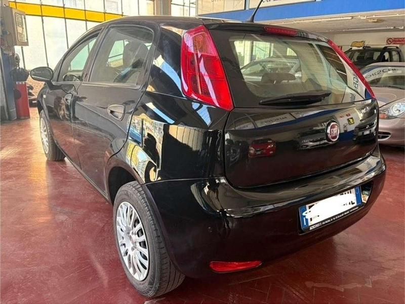 Usata Fiat Punto Street 77 CV (56 kW) 2018 Nero Berlina