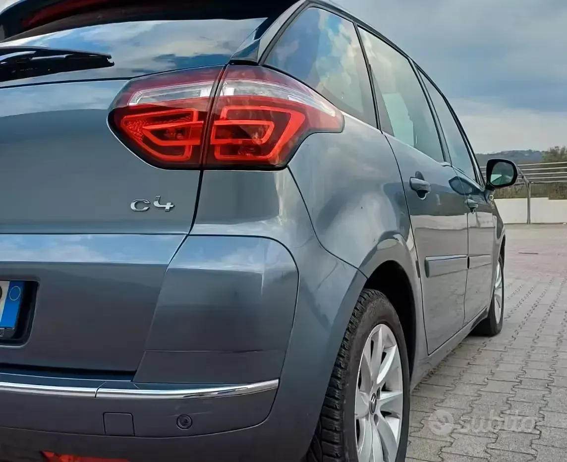Usata Citroën C4 Picasso 112 CV (82 kW) 2012 Grigio Monovolume