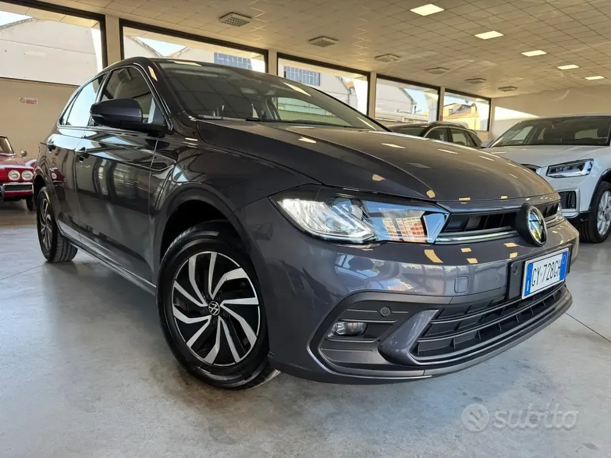 Usata VW Polo Life 95 CV (69 kW) 2025 Smoking grey metallizzato Utilitaria