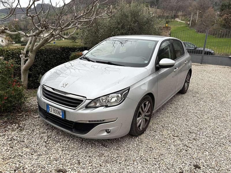 Usata Peugeot 308 Allure 116 CV (85 kW) 2015 Berlina