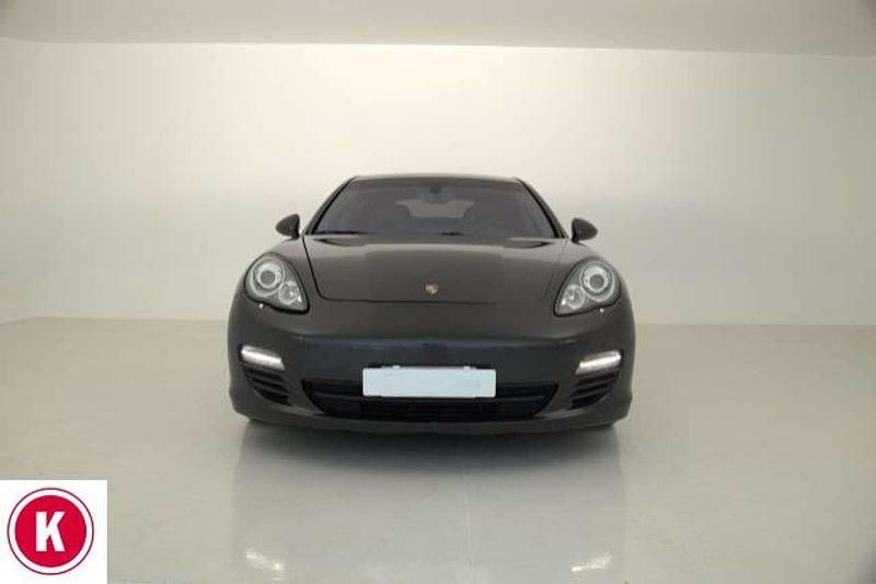 Usata Porsche Panamera 250 CV (183 kW) 2011 Grigio Berlina