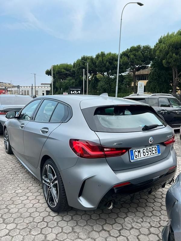 Usata BMW 120 M Sport 190 CV (139 kW) 2023 Grigio Utilitaria