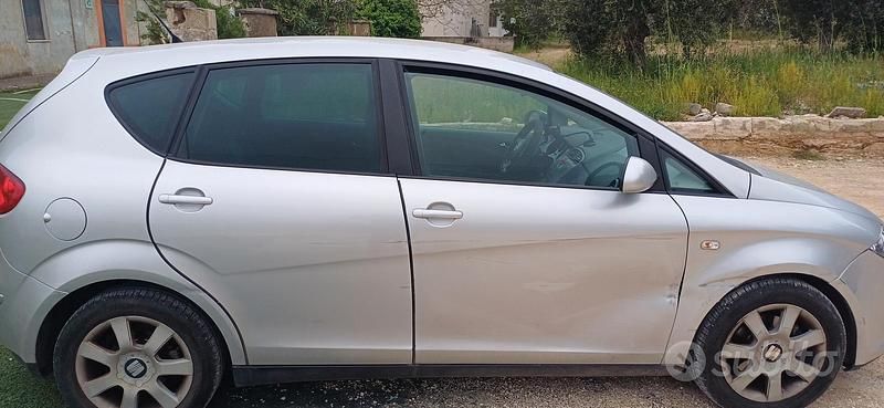 Usata Seat Altea 2005 Grigio Monovolume