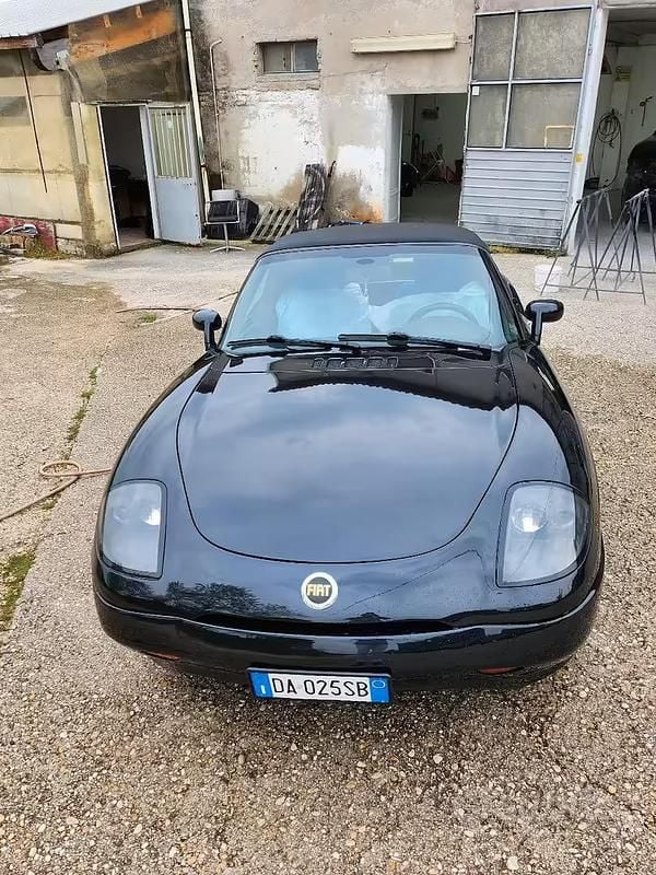 Usata Fiat Barchetta 131 CV (96 kW) 1995 Nero Cabrio
