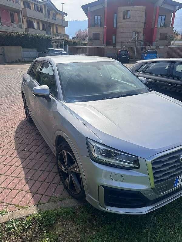 Usata Audi Q2 S-Line 116 CV (85 kW) 2019 Argento SUV