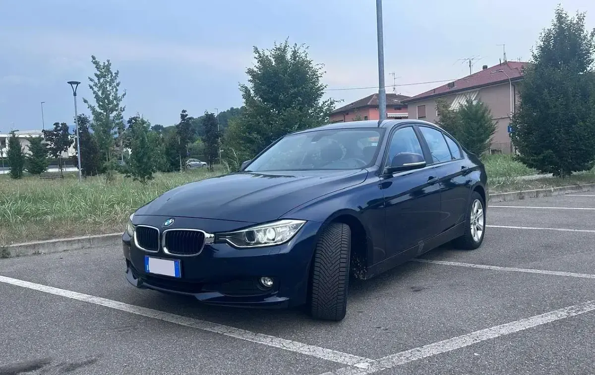 Usata BMW 318 143 CV (105 kW) 2012 Berlina