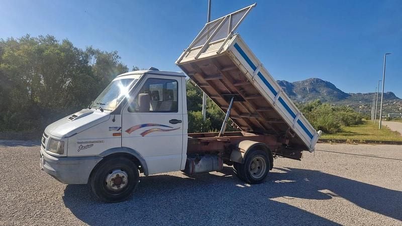 Usata Iveco Daily 103 CV (75 kW) 2000 Bianco
