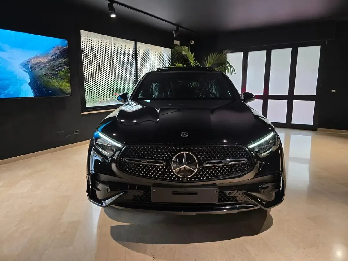 Usata Mercedes GLC220 AMG Line Premium 197 CV (144 kW) 2025 Nero SUV