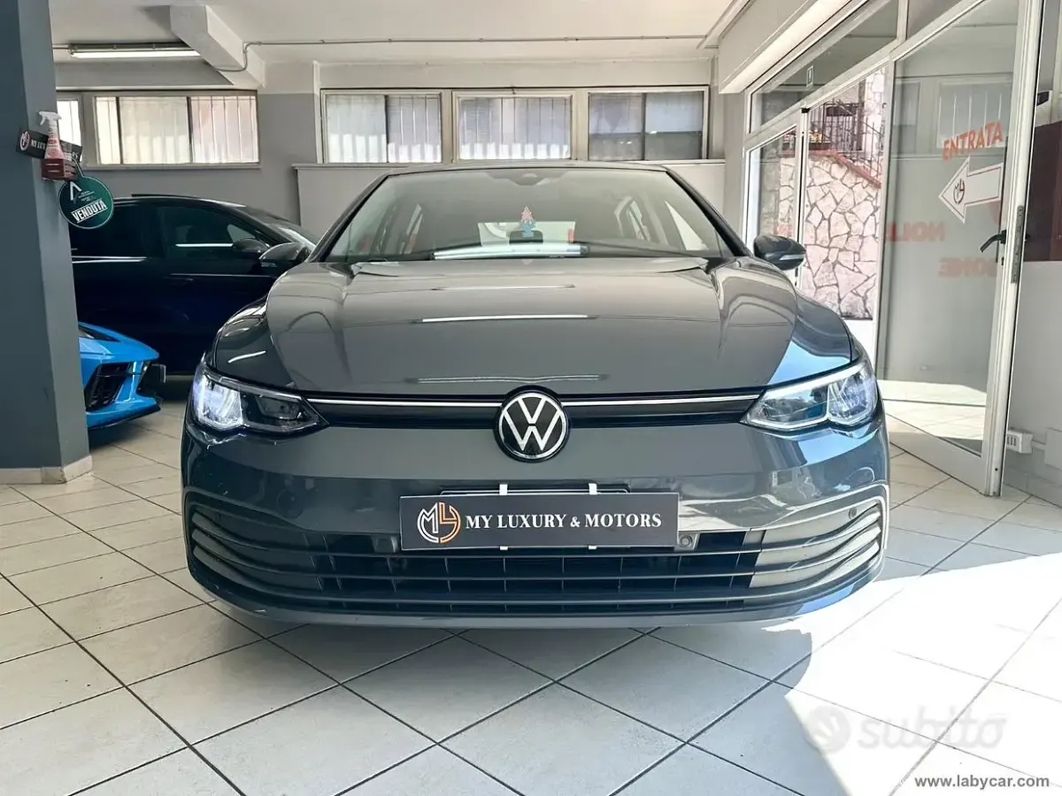 Usata VW Golf VIII Life 110 CV (80 kW) 2021 Other Berlina