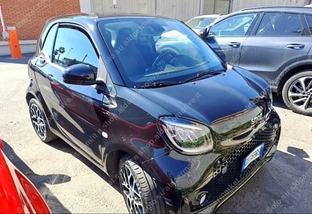 Usata Smart ForTwo Electric Drive Prime 41 kW (56 CV) 2021 Nero Utilitaria