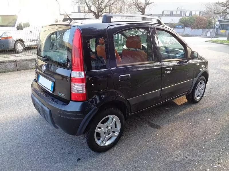 Usata Fiat Panda Dynamic 59 CV (43 kW) 2009 Nero Utilitaria