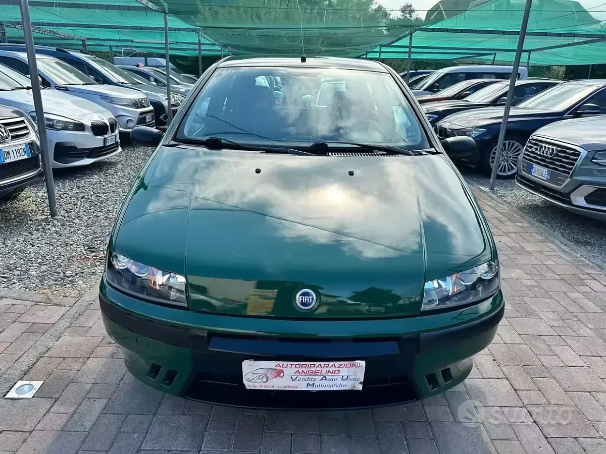 Usata Fiat Punto 80 CV (58 kW) 2001 Verde Utilitaria