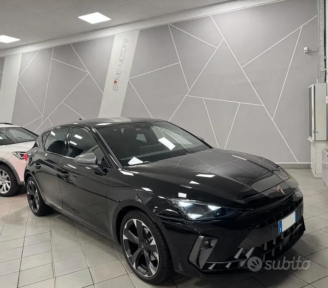 Usata Cupra Leon 150 CV (110 kW) 2025 Nero Station wagon