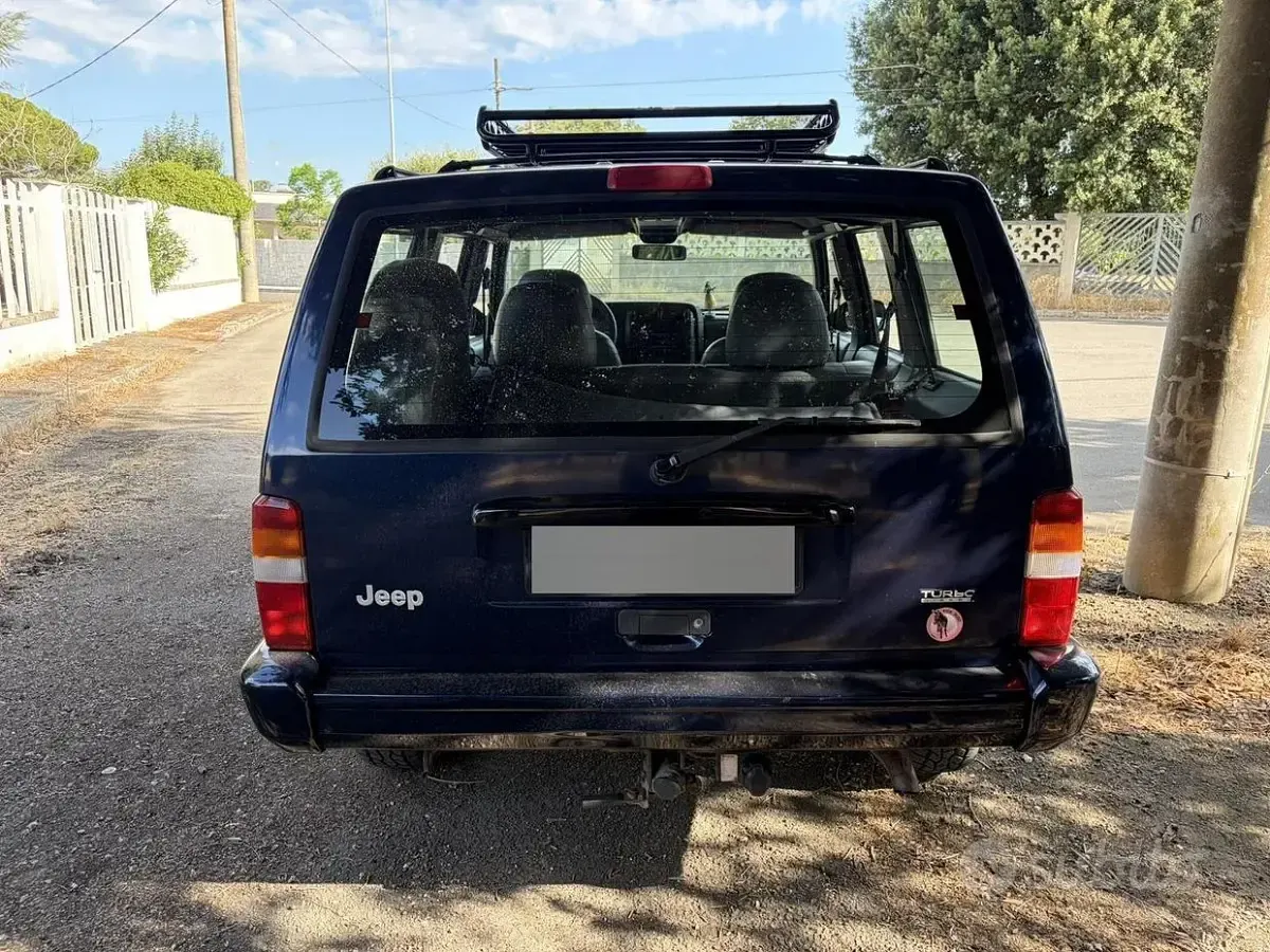 Usata Jeep Cherokee 116 CV (85 kW) 1997 SUV