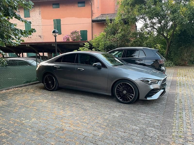 Begagnad Mercedes CLA200 163 HK (119 kW) 2024 Sportkupé