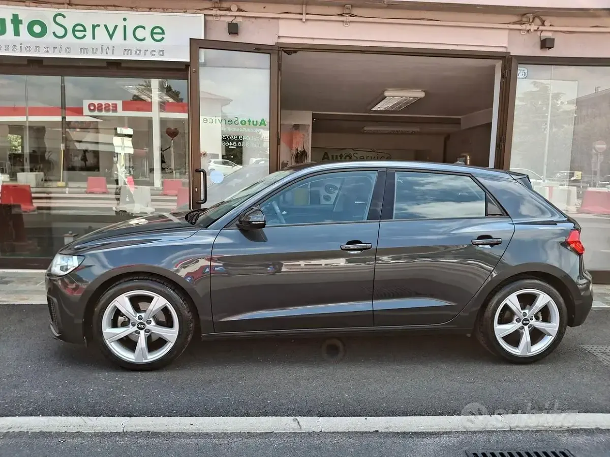 Usata Audi A1 Advanced Plus 110 CV (80 kW) 2021 Grigio SUV