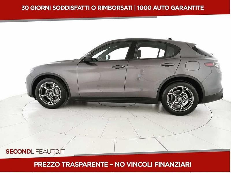 Second-hand Alfa Romeo Stelvio Sprint 160 CP (117 kW) 2024 Gri SUV