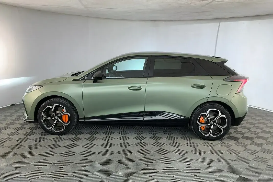 Usata MG MG4 EV 319 kW (435 CV) 2024 Verde Utilitaria
