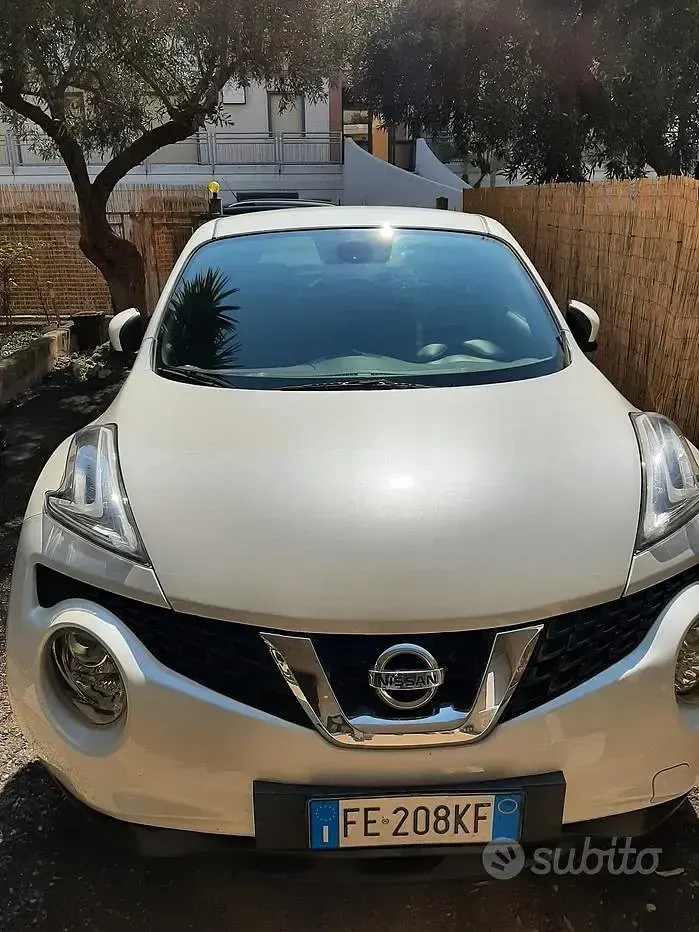 Usata Nissan Juke N-Connecta 110 CV (80 kW) 2016 Bianco SUV