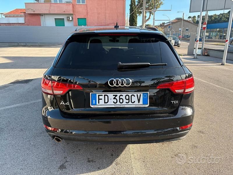 Usata Audi A4 150 CV (110 kW) 2016 Nero Station wagon