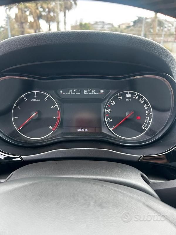 Usata Opel Corsa 69 CV (50 kW) 2016 Bianco Berlina