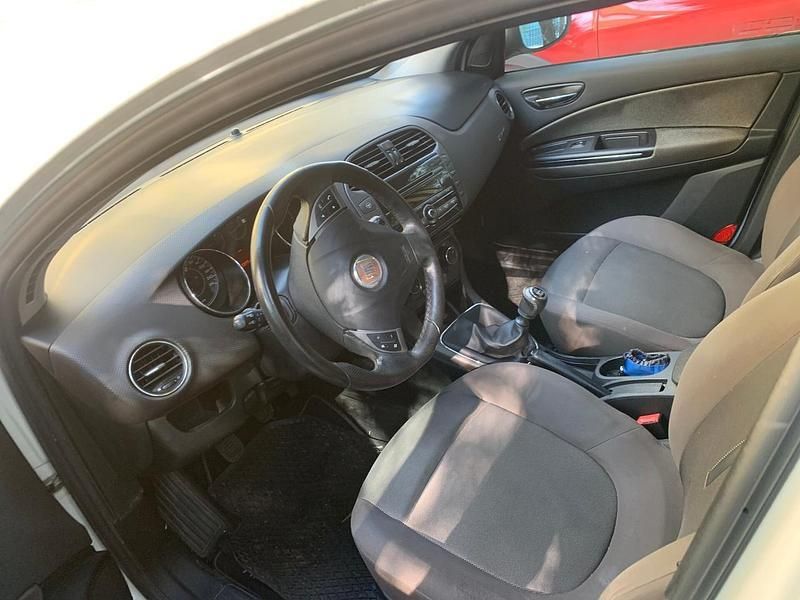 Usata Fiat Bravo Emotion 89 CV (65 kW) 2010 Bianco Utilitaria