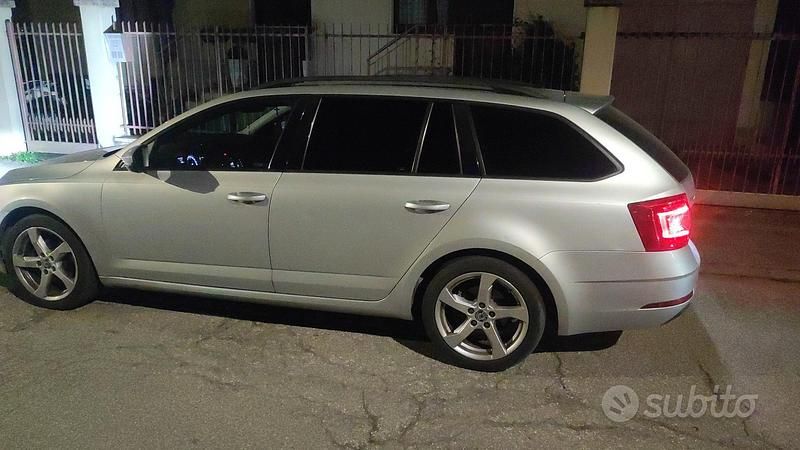 Usata Skoda Octavia 2018 Grigio Station wagon