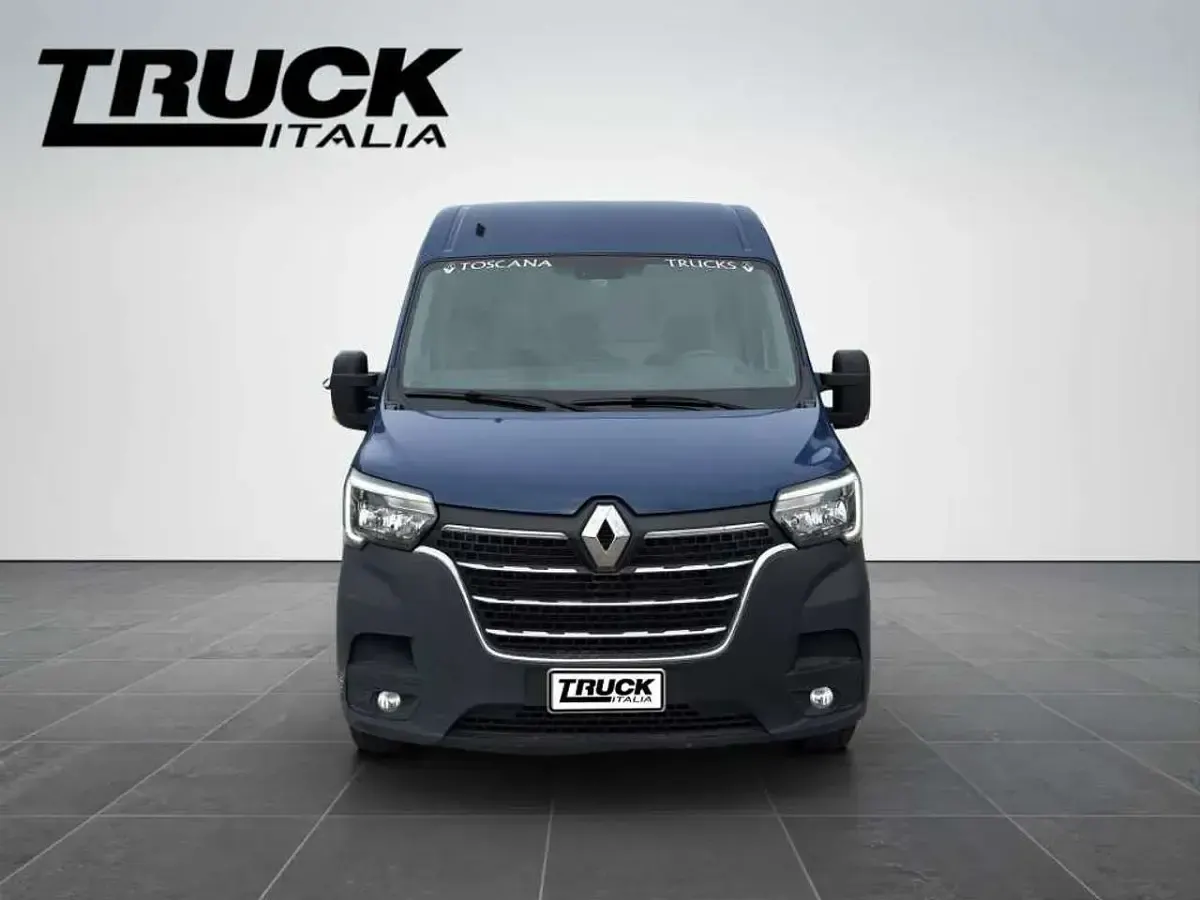 Usata Renault Master 150 CV (110 kW) 2023 Blu Monovolume