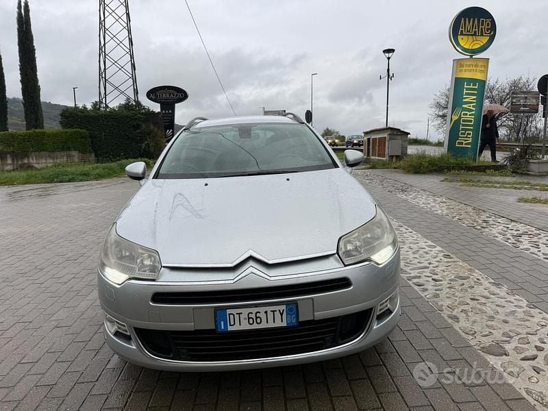 Usata Citroën C5 Dynamique 109 CV (80 kW) 2009 Grigio Station wagon