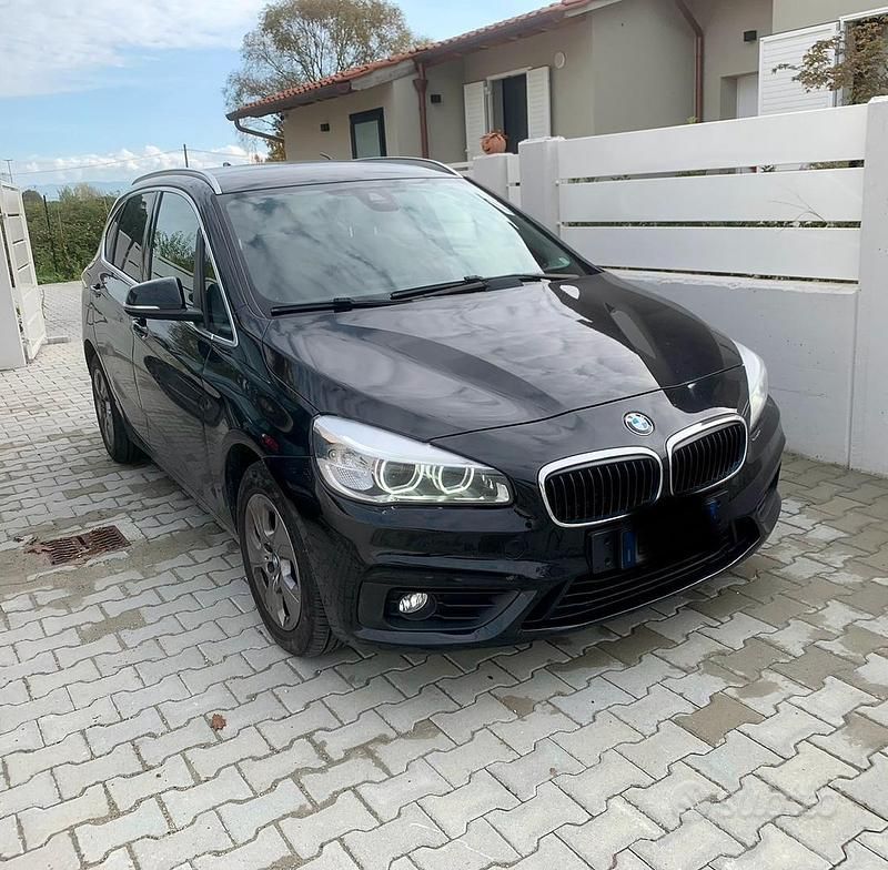 Usata BMW 218 95 CV (69 kW) 2015 Nero Berlina