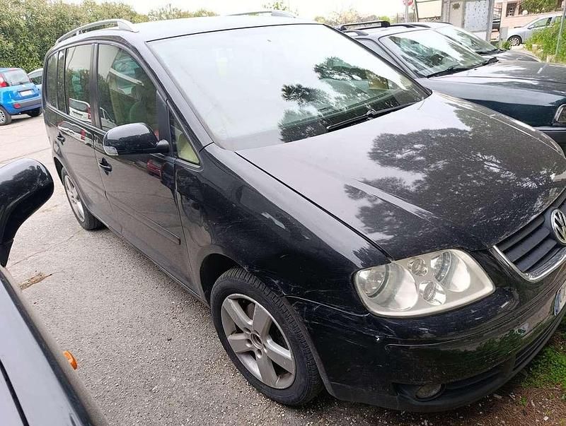 Usata VW Touran Highline 140 CV (102 kW) 2005 Monovolume