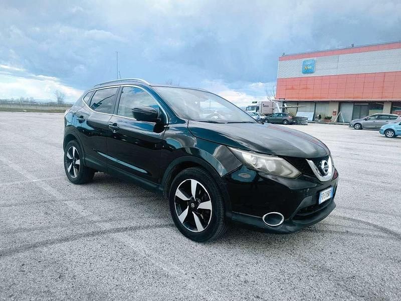 Usata Nissan Qashqai Tekna 131 CV (96 kW) 2016 SUV