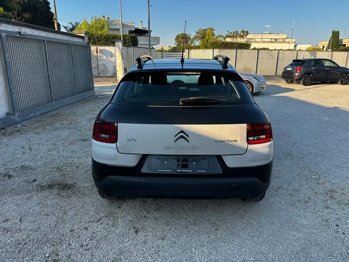 Usata Citroën C4 Feel 99 CV (72 kW) 2018 Nero SUV