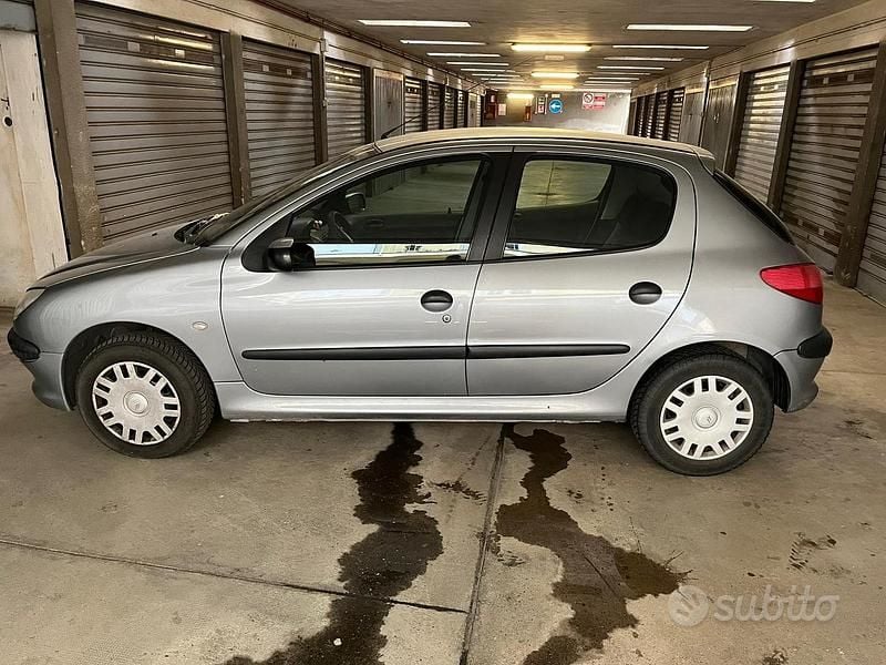Usata Peugeot 206 2003 Grigio Utilitaria