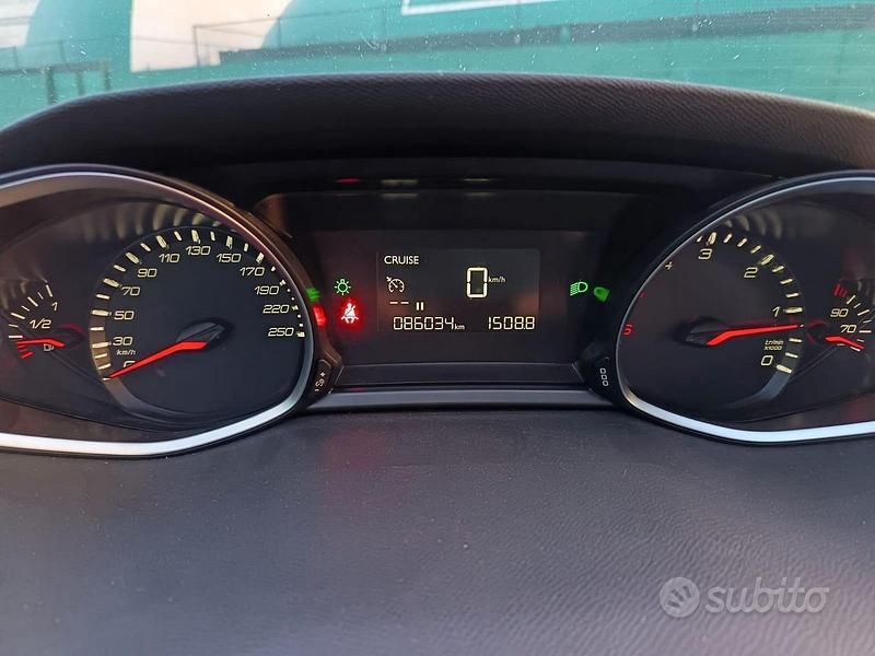 Usata Peugeot 308 SW 102 CV (75 kW) 2019 Bianco Station wagon