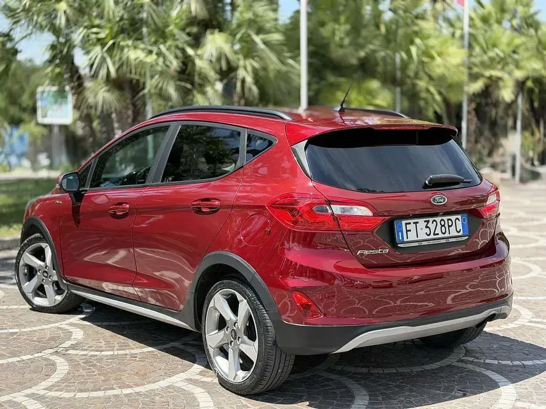 Usata Ford Fiesta Active 86 CV (63 kW) 2019 Utilitaria
