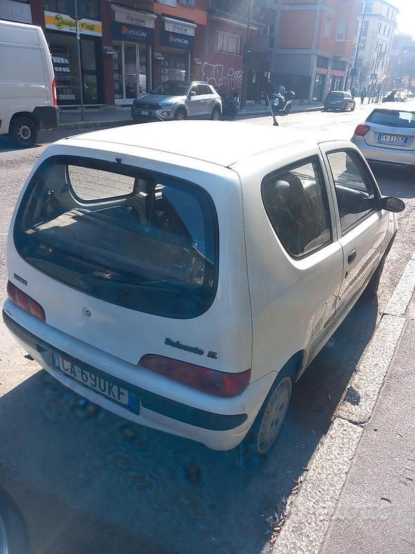 Usata Fiat 600 2002 Bianco Utilitaria