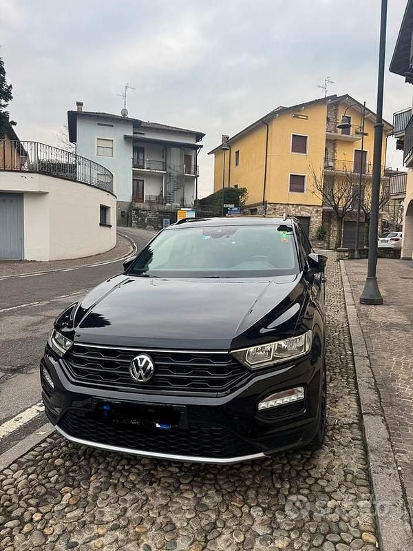 Usata VW T-Roc Advance 150 CV (110 kW) 2020 Nero SUV