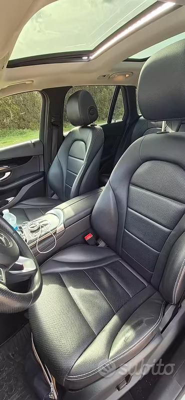Usata Mercedes GLC250 204 CV (150 kW) 2018 Grigio SUV