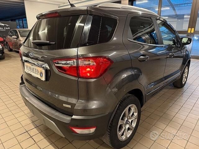 Usata Ford Ecosport ST-Line 125 CV (91 kW) 2018 Grigio SUV