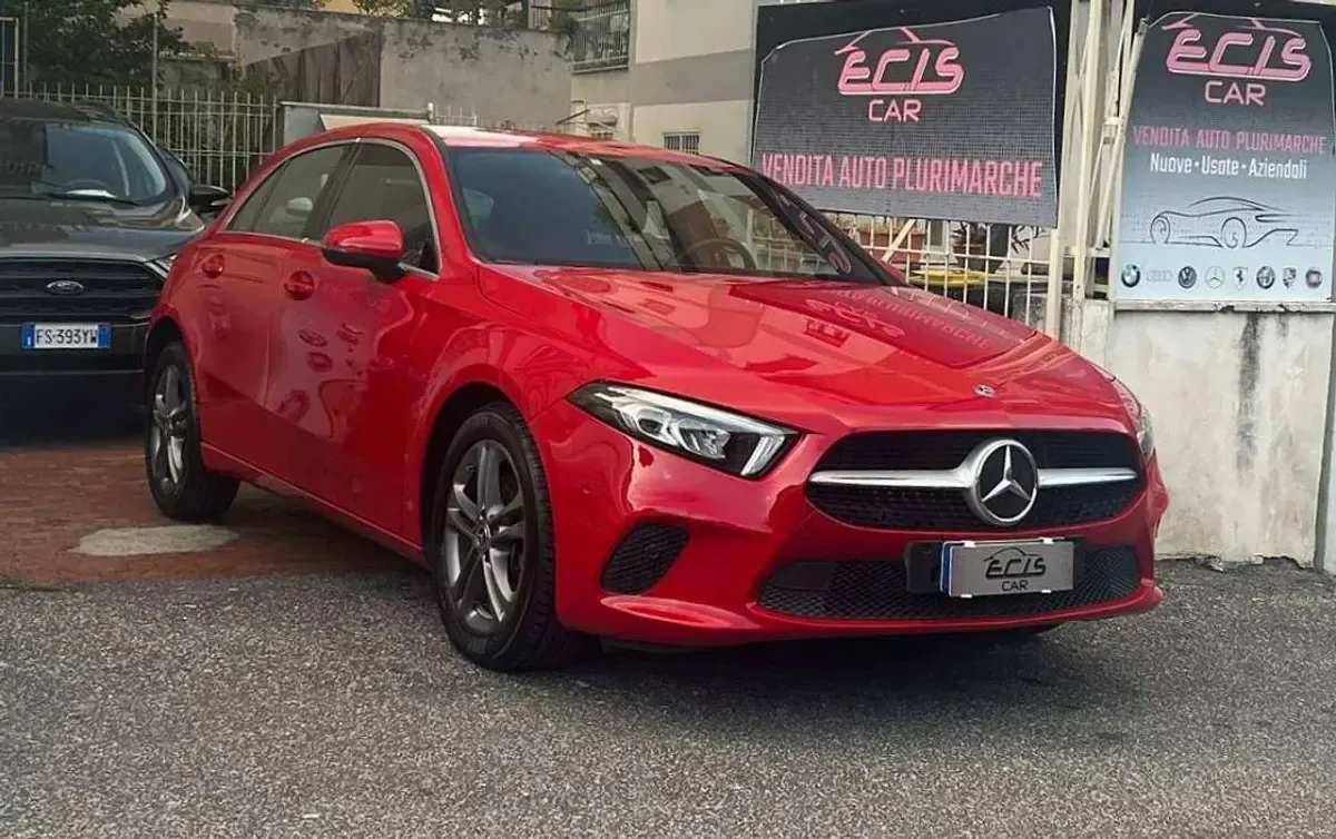 Usata Mercedes A200 163 CV (119 kW) 2018 Rosso Berlina