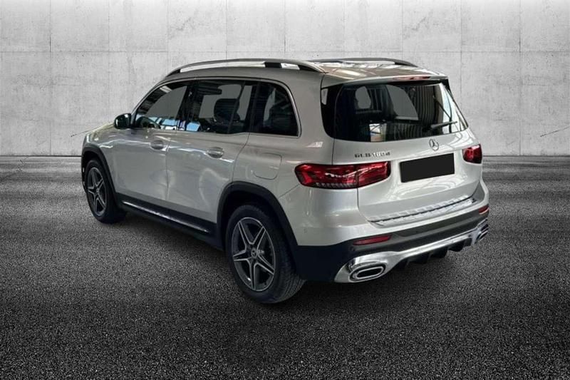 Usata Mercedes GLB180 Premium 116 CV (85 kW) 2023 Argento SUV